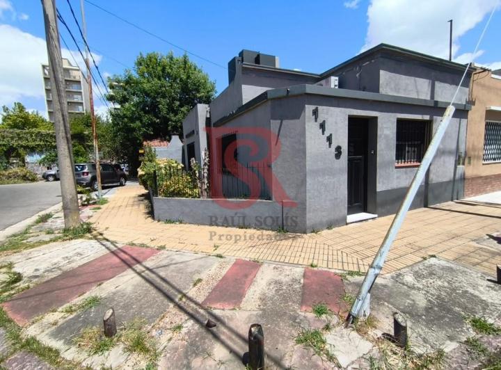 Casa · 80m² · 3 Ambientes · 2 Cocheras