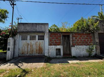 Casa de 4 ambientes, Berisso · Lote Céntrico en Berisso. Oportunidad