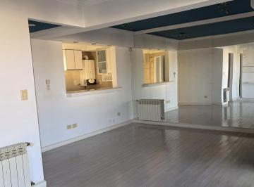 Departamento · 55m² · 4 Ambientes · 1 Cochera · Penthouse en Zona A1 con Terraza Privada, Jacuzzi y Cochera