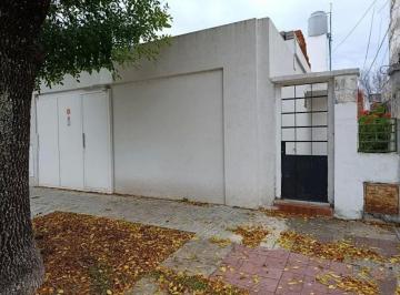 Casa de 1 ambiente, Rosario · Casa 2 Dorm. con Terreno