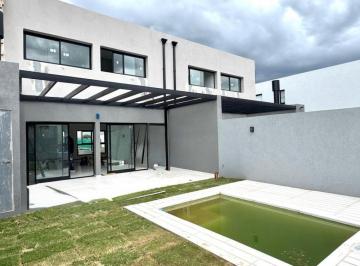 Casa · 175m² · 4 Ambientes · 2 Cocheras · Terrazas de Manantiales Exc Calidad 3d 3b + Pileta