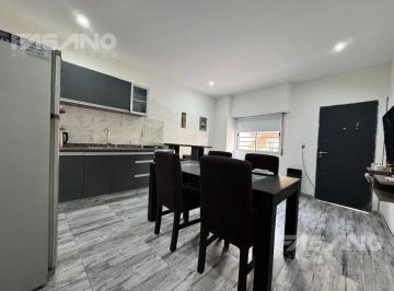 Departamento · 48m² · 2 Ambientes · PH 2 Amb Frente Apto Profesional | Doble Entrada Independiente | 50 m Rivadavia Ciudadela