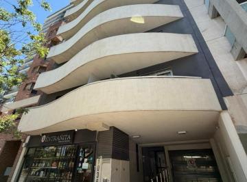Departamento · 40m² · 2 Ambientes · Departamento en Venta de 1 Dormitorio Sobre Ambrosio Olmos a m de Ciudad Universitaria