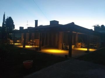 Casa de 6 ambientes, Villa Carlos Paz · Jl Inmobiliaria Vende Casa + Dpto en Playas de Oro