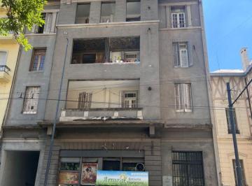Oficina comercial de 7 ambientes, Córdoba · Alquilo Oficina Comercial/departamento Sobre Gral Paz 389 3 Piso, Esq La Rioja