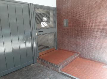Departamento de 1 ambiente, Chacarita · Leiva 3965. 1° Piso por Escalera. 25 m² Excelente Ubicacion