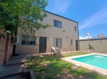 Casa · 103m² · 4 Ambientes · 1 Cochera · Casa en Rincón de Milberg | 3 Dorm., Jardín, Pileta y Cochera – Apto Crédito