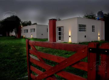 Hotel · 160m² · 8 Ambientes · 3 Cocheras · Complejo de Cabañas en Venta en Colon, Entre Rios