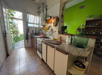 Departamento de 8 ambientes, Córdoba · Venta - Hermoso y Antiguo Depto. 3 Dorm. Terraza Propia. 136 m². Cubiertos - Centro