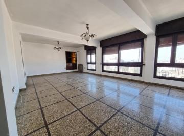Departamento · 125m² · 3 Dormitorios · Departamento - El Bajo