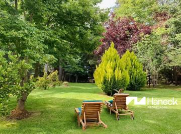 Campo · 1600m² · Venta 10 Hectáreas, con Complejo de Cabañas, Costa de Río, en El Bolsón