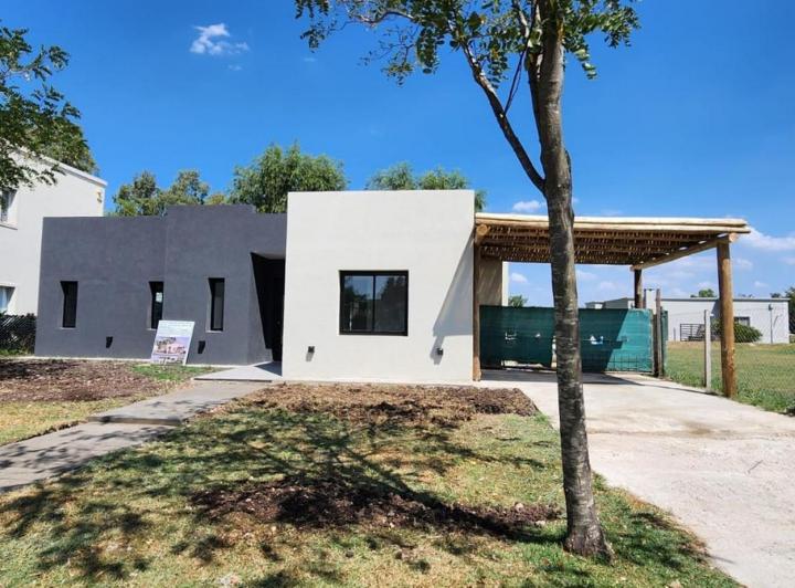 Casa · 153m² · 5 Ambientes · 1 Cochera