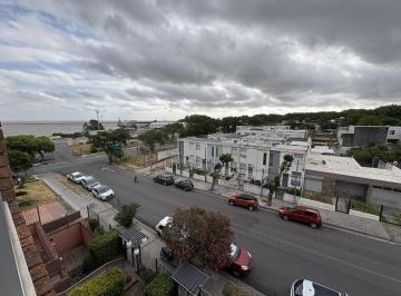 Departamento · 58m² · 3 Ambientes · 1 Cochera · Apartamento Centro Colonia Dos Habitaciones