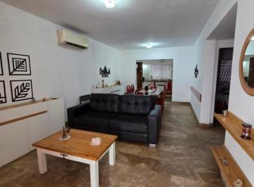 Departamento · 180m² · 8 Ambientes · Propiedad Multifamiliar Amoblada