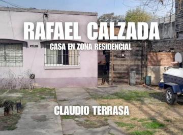 Casa · 64m² · 3 Ambientes · 3 Cocheras · Casa en Venta en R. Calzada