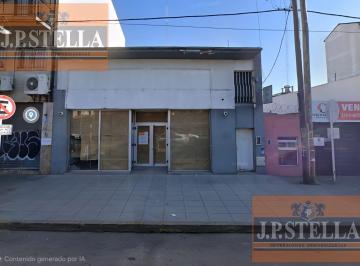 Local comercial · 361m² · Local Comercial 360 m² Sobre Av - 3 Baños y 2 Oficinas - S. Justo (Ctro)
