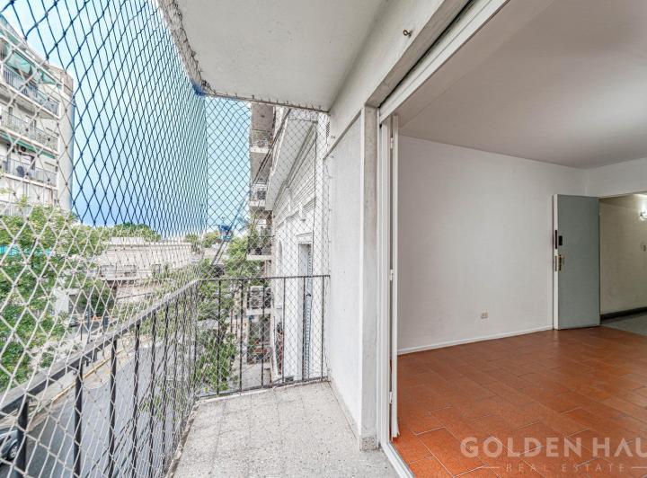 Departamento de 2 Ambientes con Balcón y Vista Abierta en Boedo