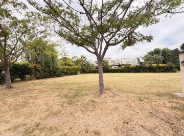 Terreno · 400m² · Terreno en Venta