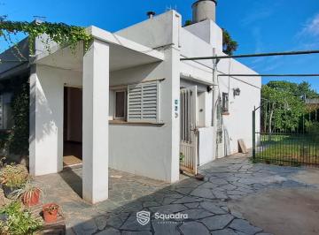 Casa · 295m² · 3 Ambientes · Venta | Permuta - Casa en Planta Baja, Pasillo Único, con Patio - La Florida, Rosario.