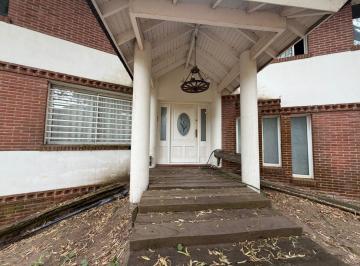 Casa · 289m² · 4 Ambientes · Casa en Venta - Santa Teresita Sobre El Monte - Cerca del Mar.