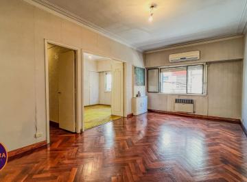 Departamento · 103m² · 5 Ambientes · Semipiso 5 Ambientes en Av Rivadavia