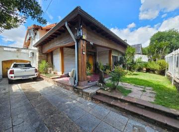 Casa de 4 ambientes, Tigre · Casa en Venta con Jardin y Garaje