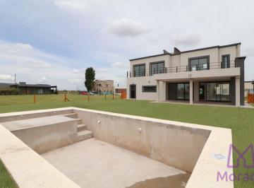 Casa · 165m² · 5 Ambientes · 3 Cocheras · Venta Casa Duplex Horizontes Al Sur - Canning