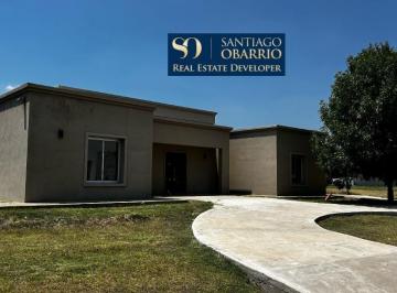 Casa · 173m² · 4 Ambientes · 2 Cocheras · Venta Casa a Terminar en Medal Country Club Pilar - Gran Lote Interno