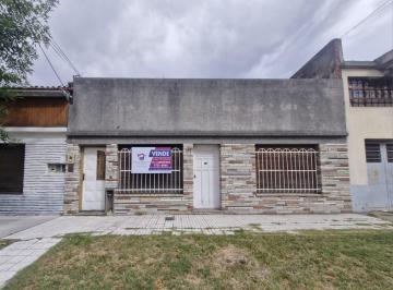 Casa · 150m² · 6 Ambientes · Lote de 376 m² en Venta con Dos Viviendas Construidas