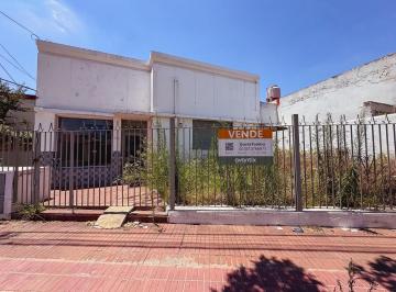 Casa · 167m² · 5 Ambientes · Propiedad Comercial con Gran Potencial - Usd 60.000