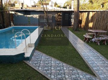 Casa · 80m² · 2 Ambientes · 2 Cocheras · Orr. Casa Quinta en Venta con Pileta Lista Para Mudarse
