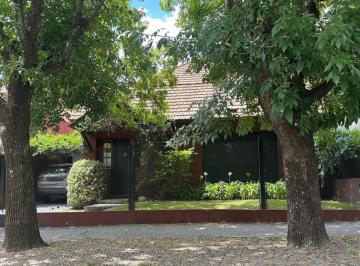 Casa de 5 ambientes, Almirante Brown · Hermosa Casa en Venta