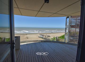 Departamento · 68m² · 3 Ambientes · 1 Cochera · Departamento en Venta Frente Al Mar en Mar de Ostende