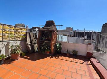 PH en Venta de 4 ambientes  · PH 4 Ambientes con Hermosa Terraza Propia en Barracas