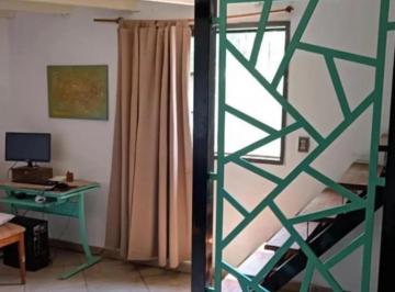 Casa · 180m² · 6 Ambientes · Casa en Venta - 5 Dorm. 3 Baños - Gerlí