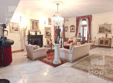 Casa · 390m² · 6 Ambientes · 2 Cocheras · Casa en Venta Seis Ambientes Barrio Septiembre - Escobar