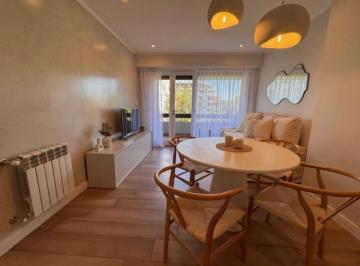 Departamento · 54m² · 2 Ambientes · 1 Cochera · Playa Grande - Saavedra 279 - Alquiler Temporario - Exclusivo Dpto 2 Amb. C/cochera y Balcon a La Calle