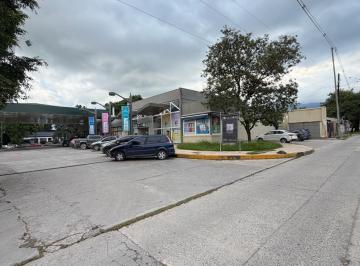 Local comercial · 177m² · 1 Cochera · Local en Yerba Buena