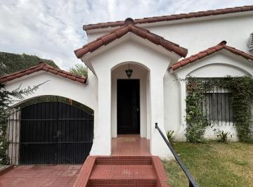Casa · 133m² · 4 Ambientes · 3 Cocheras · Casa en Venta en Tigre