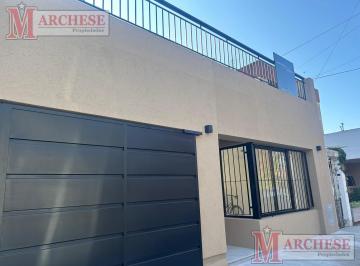 Casa · 150m² · 4 Ambientes · 1 Cochera · Casa 4 Ambientes a Estrenar en Construcción en Castelar Norte