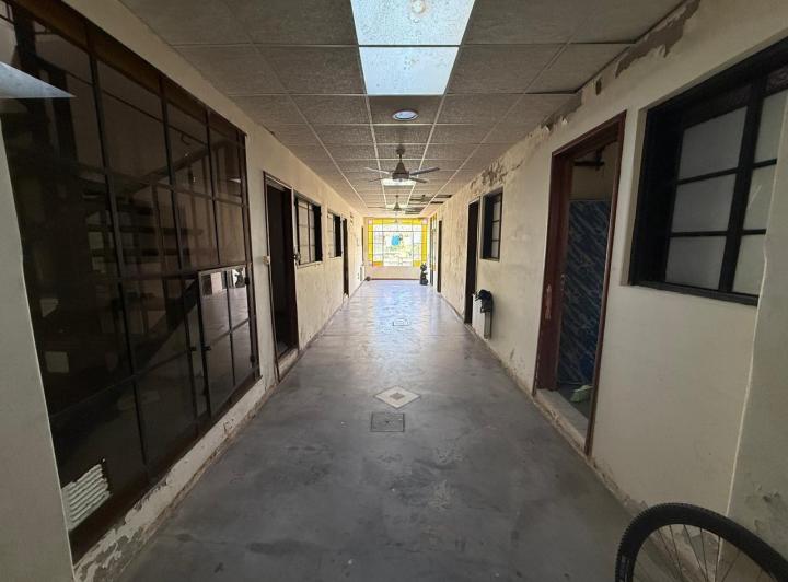 Local comercial · 281m² · 13 Ambientes