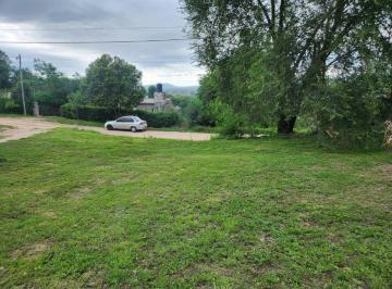 Terreno , Villa Santa Cruz del Lago · Lote de Más de 900 m² Sobre Los Olmos en Sta Cruz del Lago