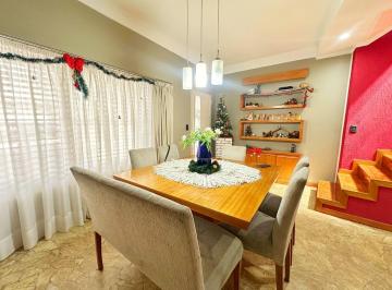 PH · 174m² · 4 Ambientes · 1 Cochera · Venta PH 4 Ambientes Lanus Patio Cochera Terraza