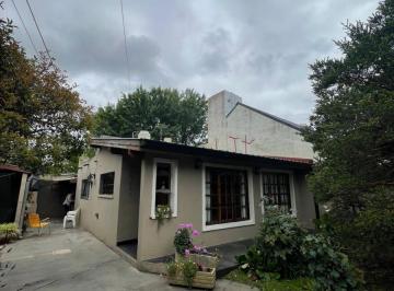 Casa de 2 ambientes, Mar del Plata · Excelente Chalet 2 Ambientes en Barrio Montemar