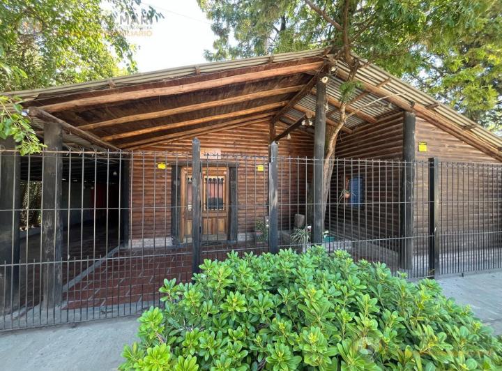 Casa · 153m² · 5 Ambientes · 3 Cocheras