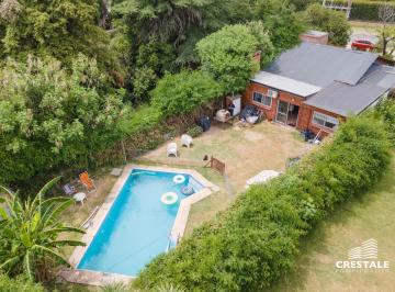 Casa · 140m² · 4 Ambientes · 1 Cochera · Venta Casa Funes