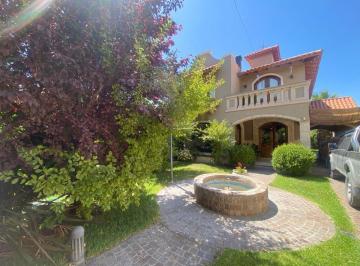 Casa de 6 ambientes, Las Heras · Casa en Venta en Las Heras.