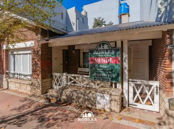 Casa · 150m² · 3 Ambientes · Chalet en El Tradicional Barrio Chauvin
