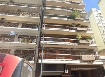 Departamento · 85m² · 3 Ambientes · 1 Cochera · Departamento en Venta - 3 Dorm. 2 Baños - 85 m² - Flores