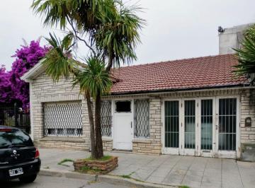 Casa de 3 ambientes, Mar del Plata · Chalet en Venta, 3 Ambientes. Z/ayacucho y Chaco.
